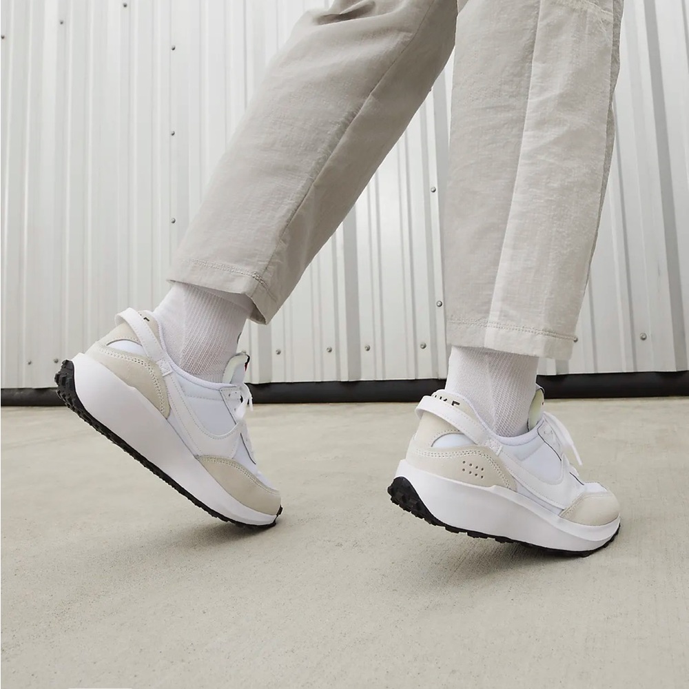 Nike waffle debut